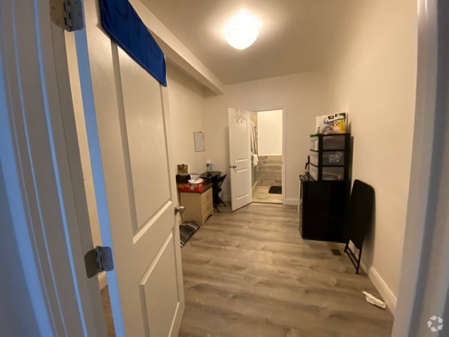 Building Photo - 611 S 8th St Rental