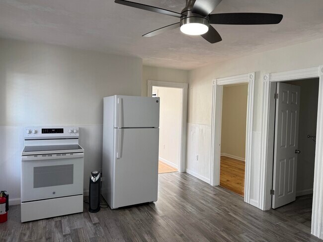 201 Cartier St Unit 1