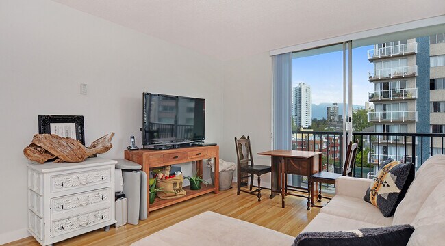 Photo - Breakers Unit 00805