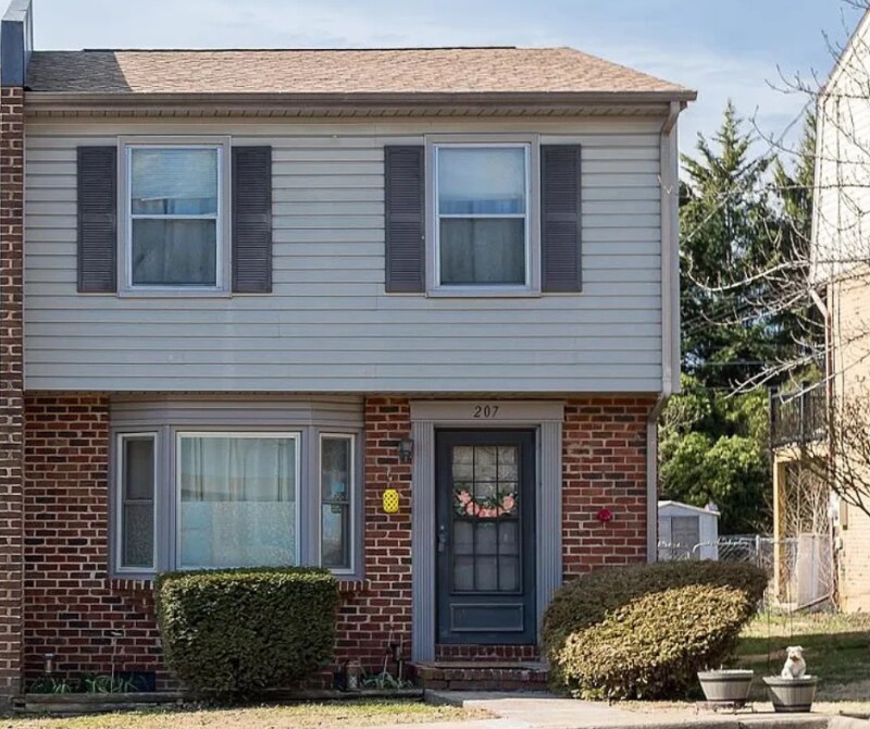 Photo - 207 Wakefield Pl Townhome