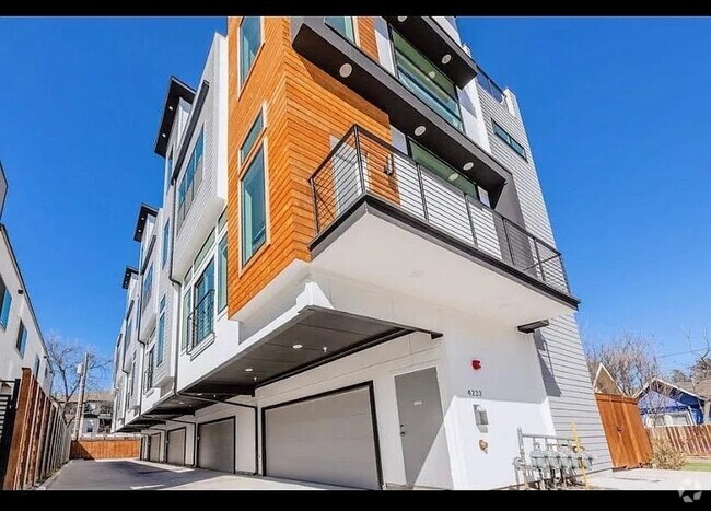 Building Photo - 4223 Delano Pl Unit 102 Rental
