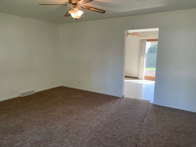 Photo - 4625 Candlelight Dr