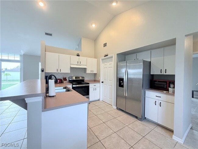 Photo - 1005 SW 18th Ave