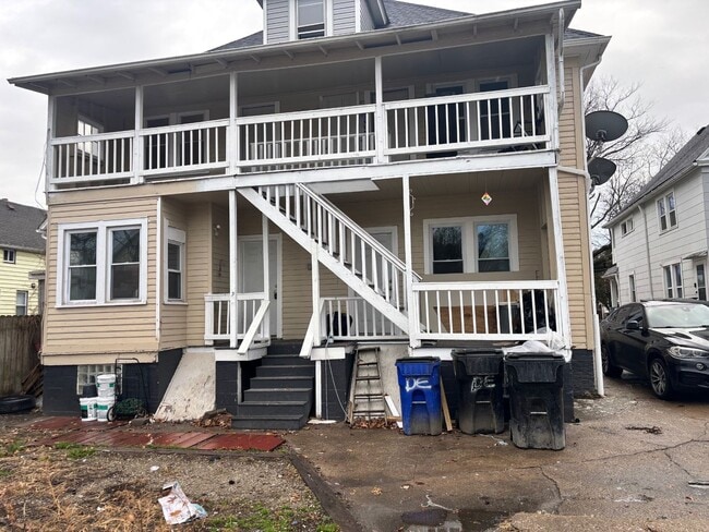 Photo - 4008 Ardmore Ave Unit 3 - UP Left/East