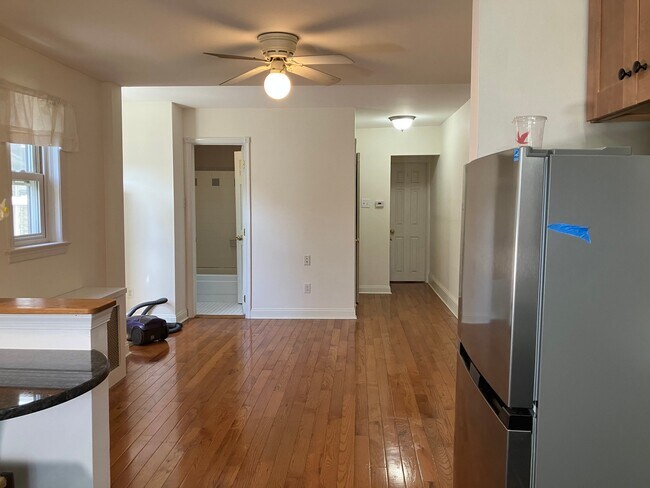 Photo - 430 E Franklin St Unidad 1