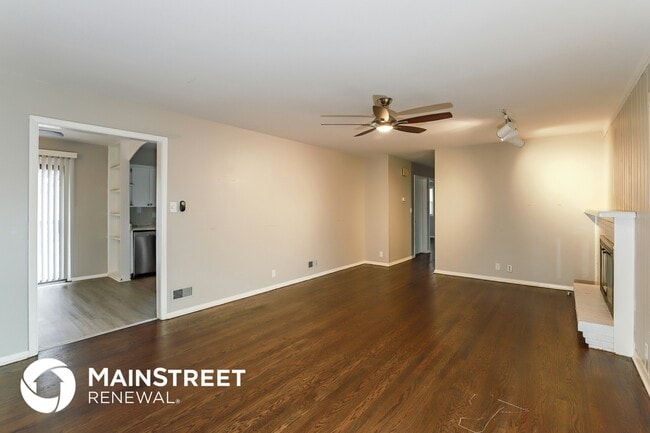 Photo - 5833 N Lenox Ave