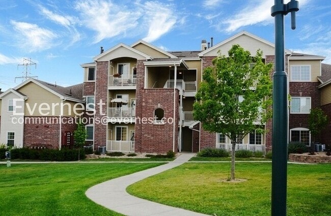 Photo - 2675 S Danube Way Unidad 204