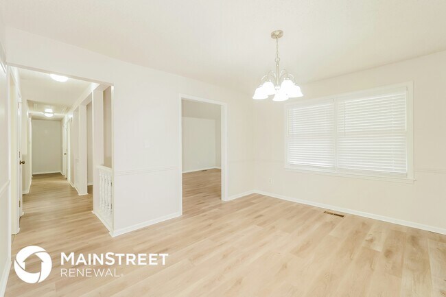 Photo - 1018 Silver Lake Dr