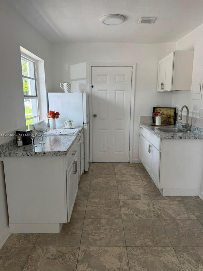 Photo - 1049 NW 95th St Unit A2