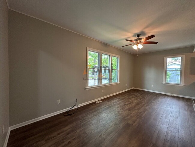 Photo - 6812 Jackson Ave