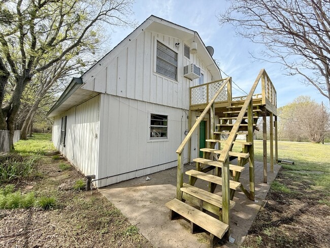 Building Photo - 137 Pearce Dr Rental