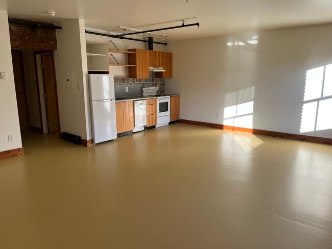 Photo - The Wilson Block