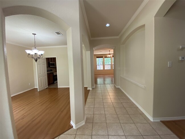 Photo - 6018 Sugar Bush Dr