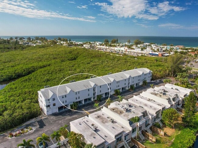 Photo - 3607 E Bay Dr Unit 206