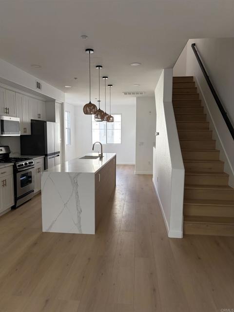 Photo - 815 Harbor Cliff Way Unidad 239