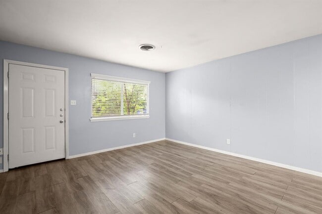 Photo - 2021 Wheless Ln