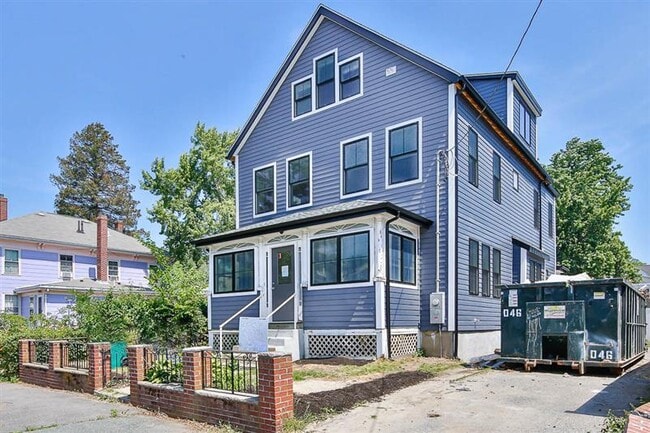 Photo - 120 Jerome St