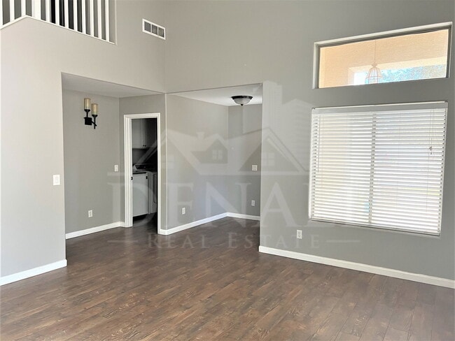 Photo - 2520 N 109th Ave