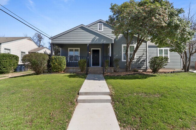 Building Photo - Completely Renovated Home Less Than 1 Mile From TCU