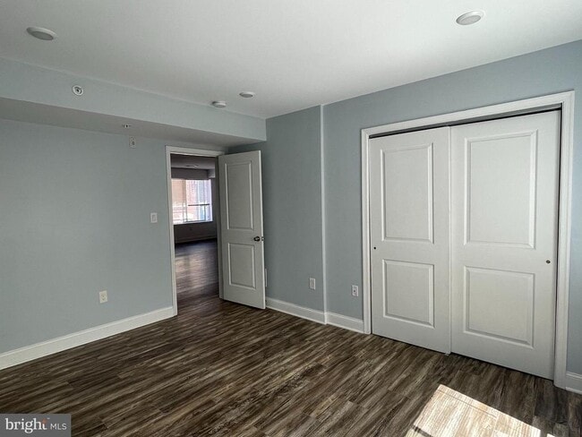 Photo - 1257 N Newkirk St Unit B