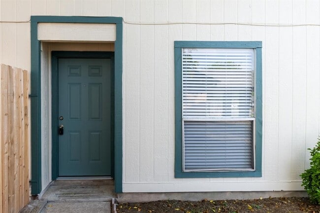 Photo - 12801 Copper Cliff Ave