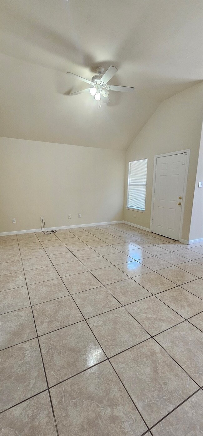 Photo - 2112 Davis St