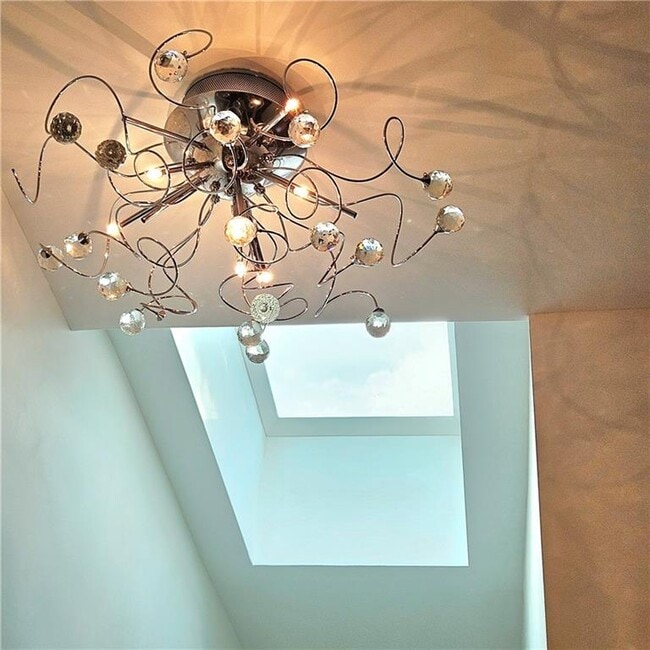 Photo - 1535 E 31st St