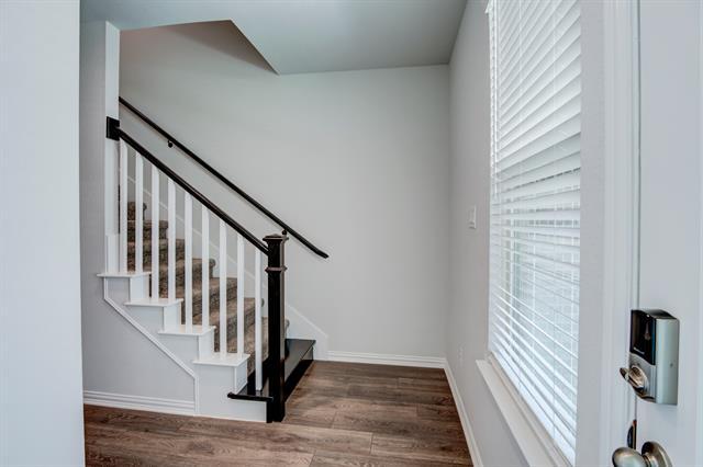 Photo - 7551 Millingston Rd