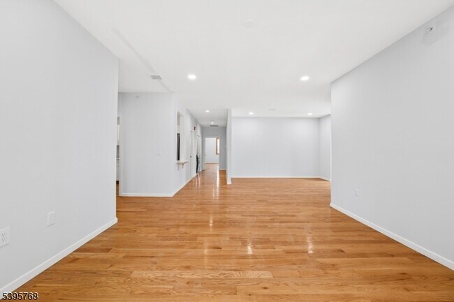 Photo - 176 Union Ave