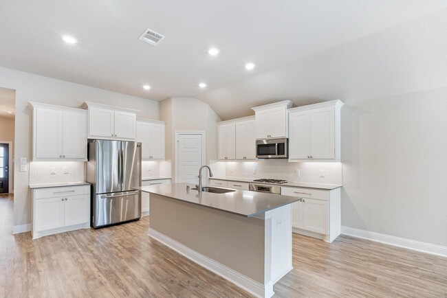 Photo - 18716 Laurel Hills Dr