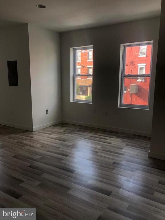 Photo - 1758 N 31st St