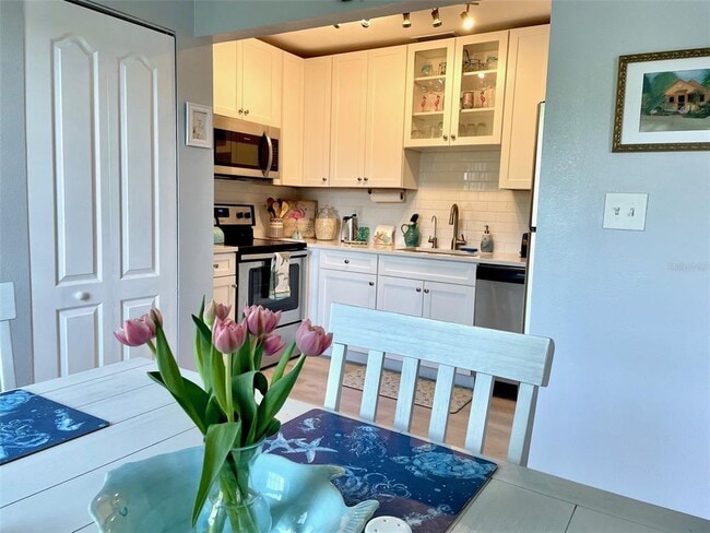 Photo - 249 Pompano Dr SE Unit D