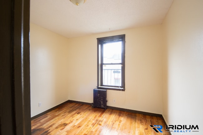 Photo - 425 Rose Ave Unit 2BR