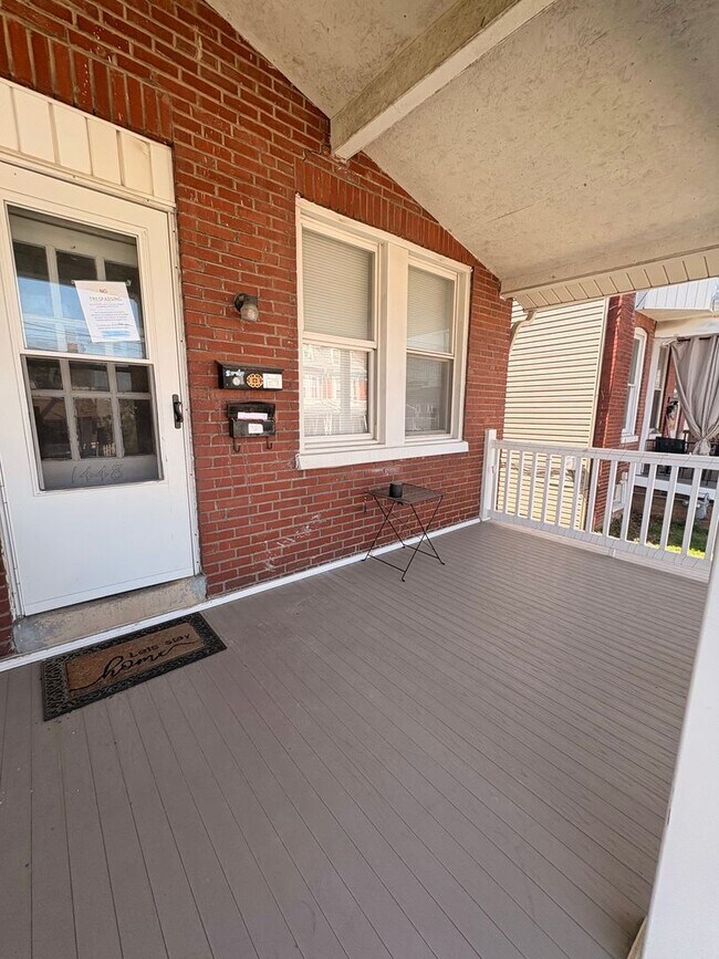 Photo - 1 Bedroom Apt in West York!