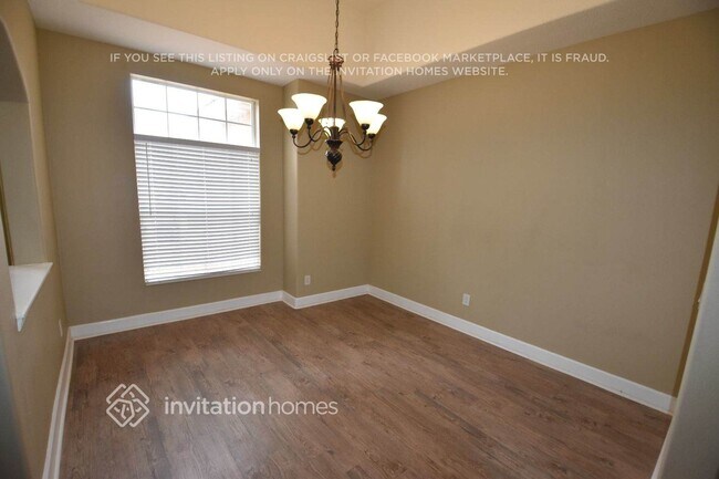 Photo - 1262 Western Pine Cir