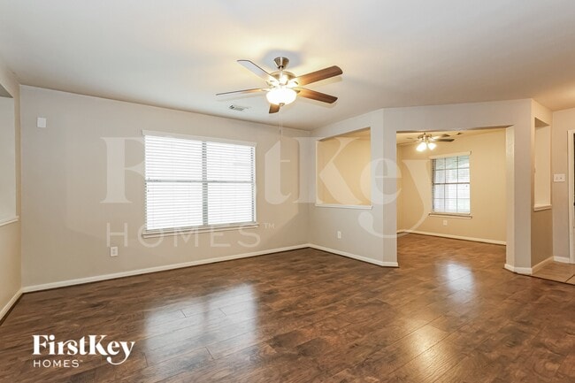 Photo - 29311 Legends Hill Dr