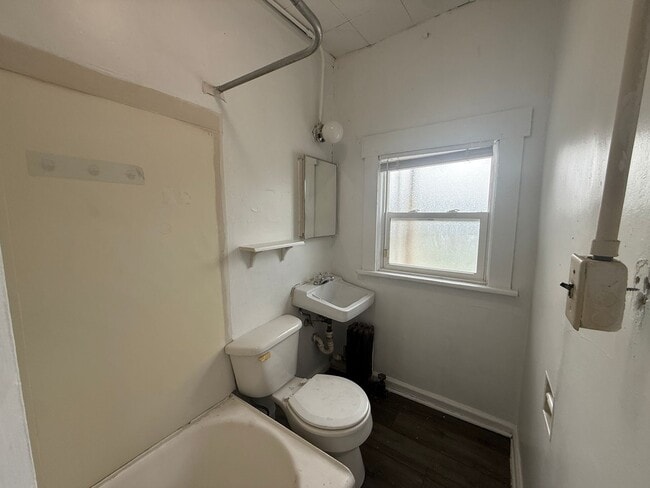Photo - 100 S College Ave Unit Apt #08