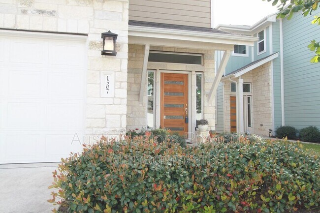Photo - 1507 Homespun Rd