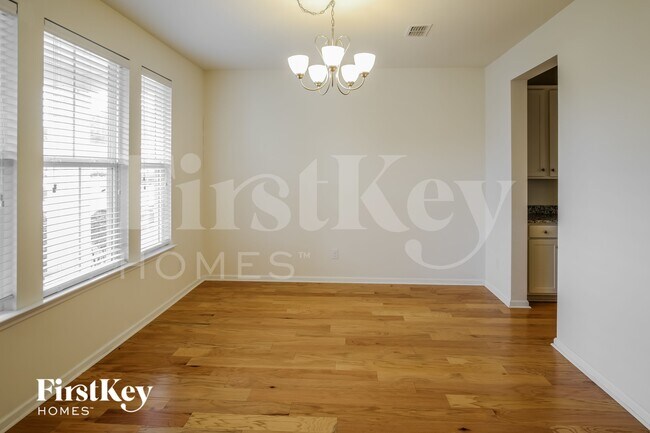 Photo - 318 Beachgrass Ln