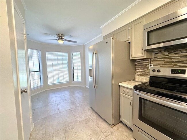 Photo - 5900 Grelot Rd Unidad 504