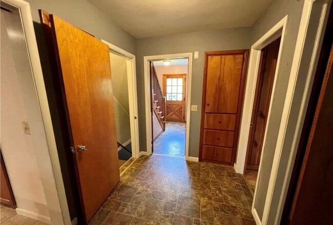 Photo - 4 Pinecrest Dr