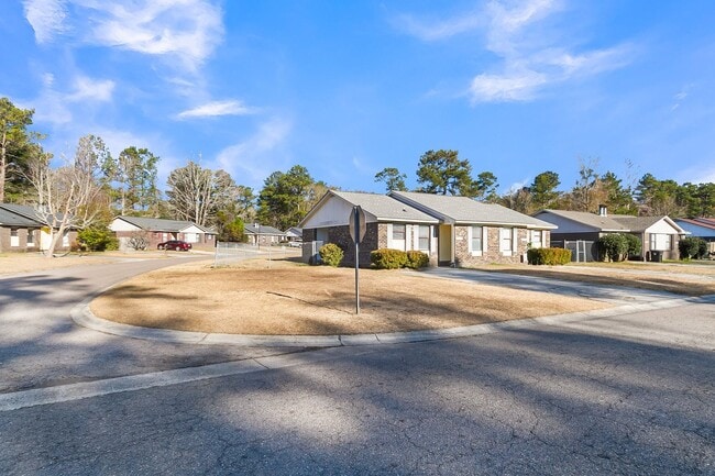 Photo - 105 Canvasback Dr Unit B