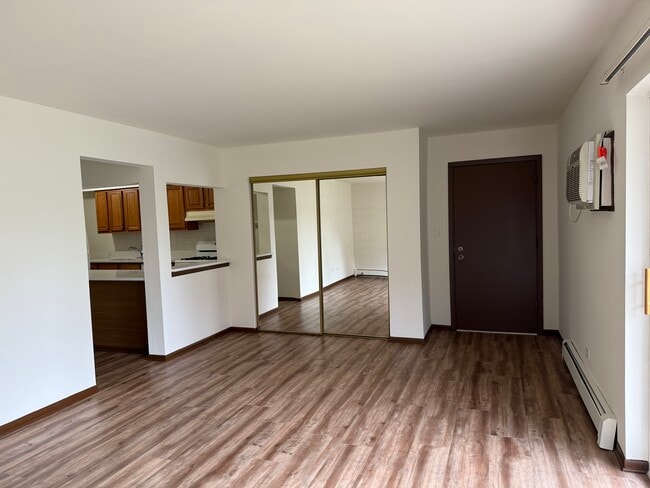 Building Photo - 480 Pleasant Run Dr Unit 480-C