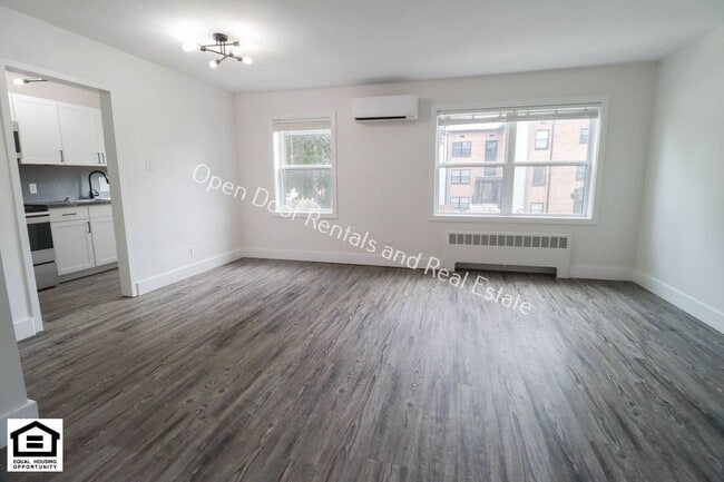 Photo - 1823 Griswold Dr Unit B11