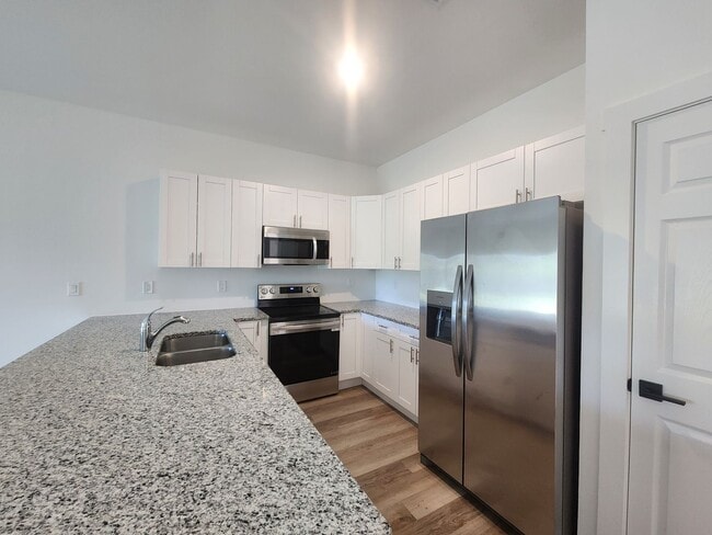 Photo - 737-739 Meadow Rd Unit 737 Meadow Rd