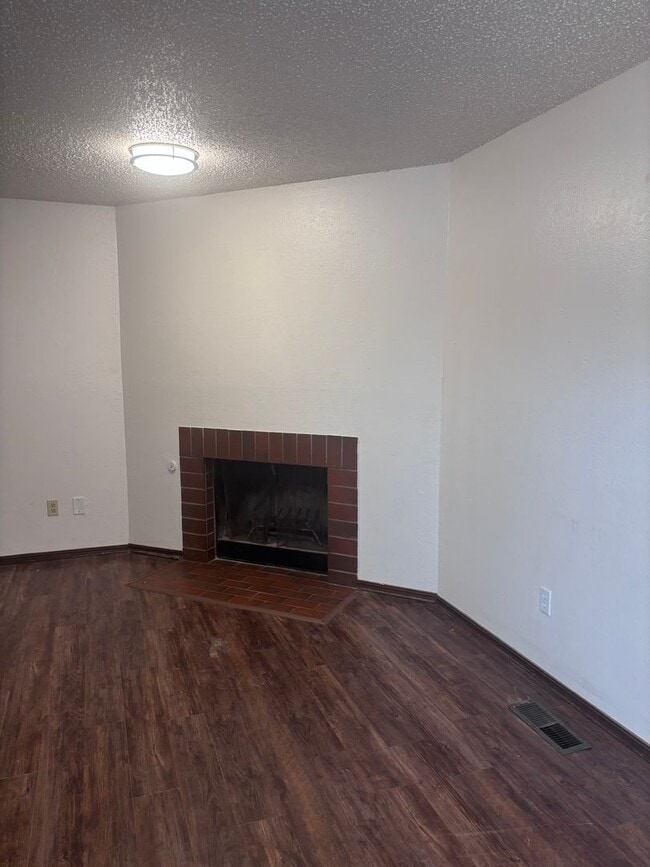 Photo - Cute 2 bed, 2 bath duplex in Noble, OK