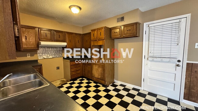 Photo - 5249 Kimbark Woods Dr