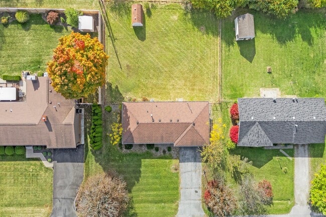 2221 Graham Dr