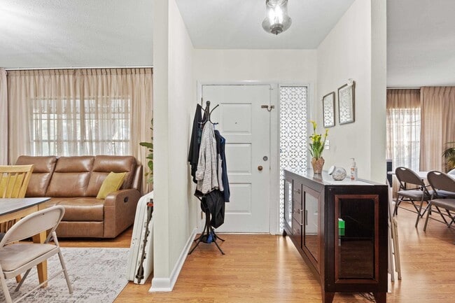 Photo - 204 Ruby Hubbard Way