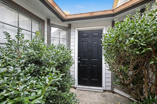 Photo - 2412 Limestone Dr Unit 2412